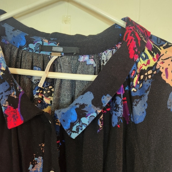 Free People Meadow Lark Floral Black Oversized Long Sleeve Size Medium - Picture 9 of 15